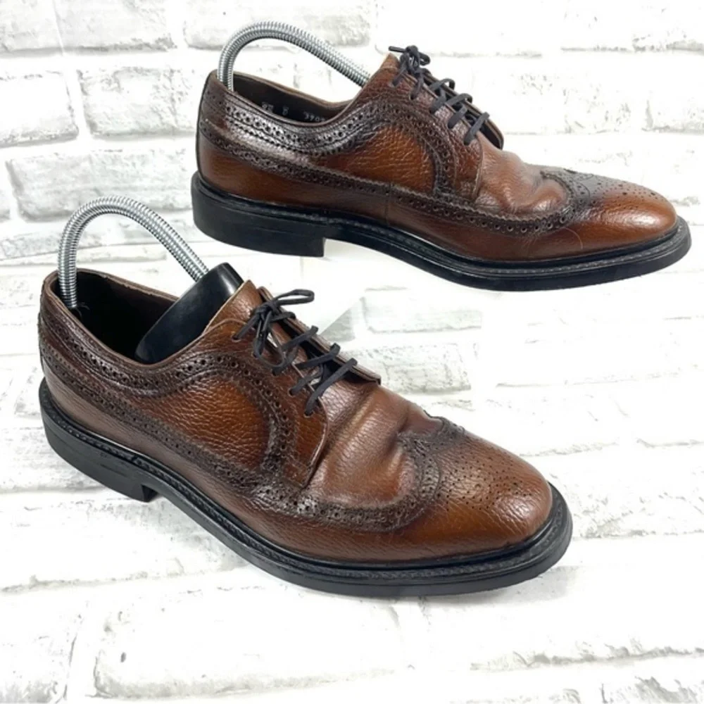 British Walkers Wingtip Dress Shoes Men SZ 9.5 D Brown Leather RARE Vintage
